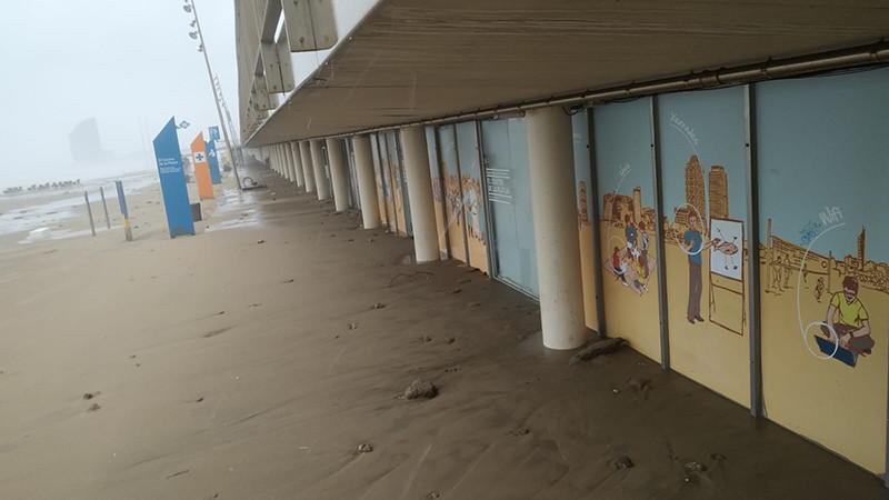 Efecte del temporal Gloria a la platja de Barcelona. Imatge: ICM-CSIC.