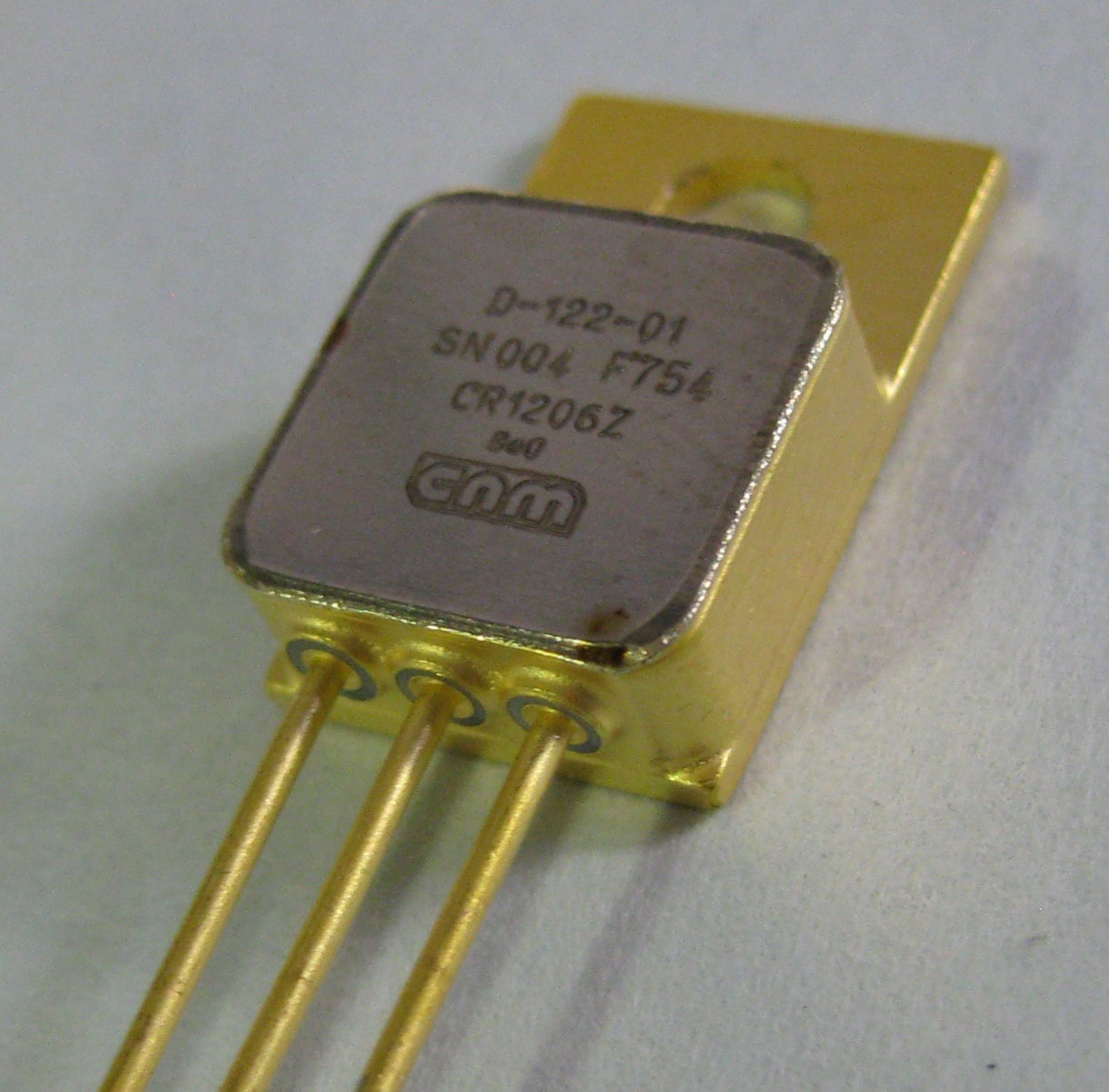 Un dels díodes dissenyats i fabricats en el IMB-CNM del CSIC, que aniran en els panells solars de les sondes de BepiColombo.