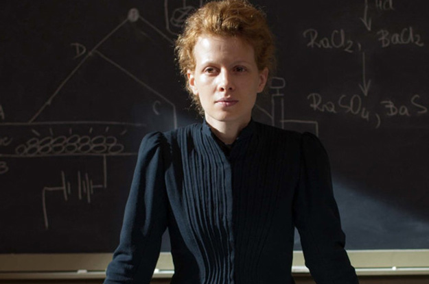 La darrera obra biogràfica sobre la vida de la científica Marie Curie és la pel·lícula que obre el cicle de cinema “Química y Cel·luloide” el proper 4 d’octubre.