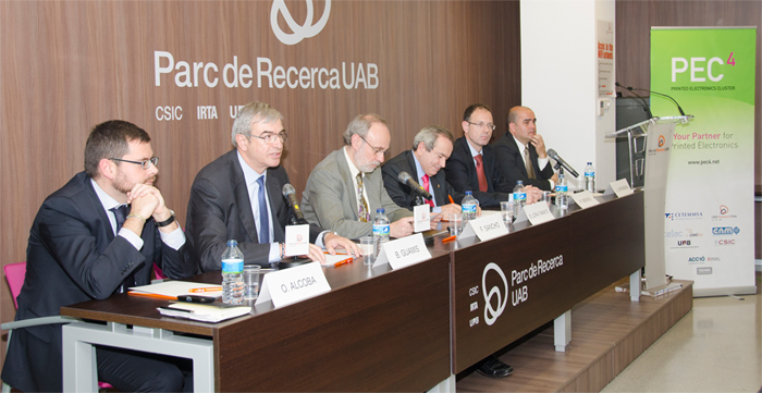 D'esquerra a dreta: Oriol Alcoba (gerent de Transferència Tecnològica d'ACC1Ó), Buenaventura Guamis (director del Parc de Recerca UAB), Ferran Sancho (rector de la UAB), Emilio Lora-Tamayo (president del CSIC), Pere Merino (president de CETEMMSA) i Jordi Carrabina (president de PEC4).